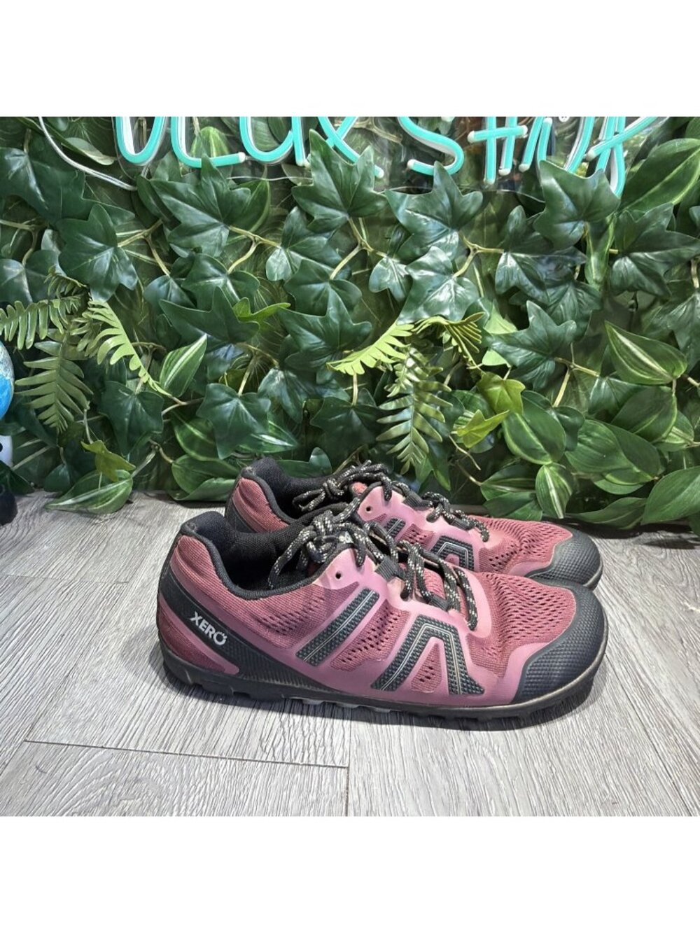 Xero Shoes Womens Mesa Trail Running Minimalist Barefoot Size 7.5 Red